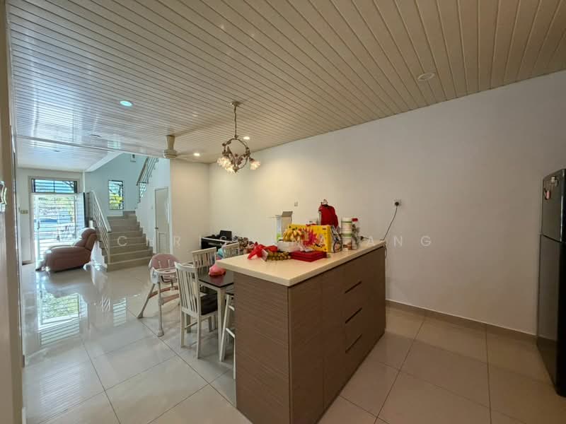 Rumah Kluster untuk Dijual di Taman Adda Heights (Tebrau) - Christina Ang - Living Room - PropertyGuru.com.my