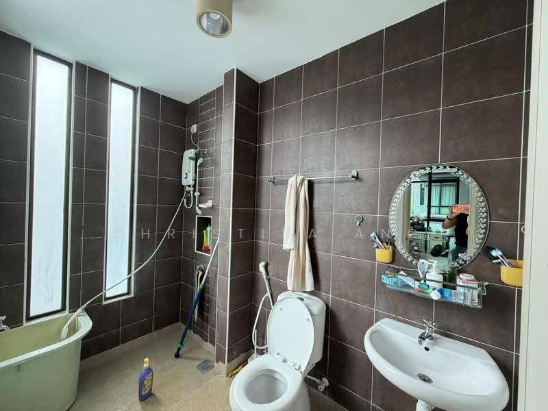 Rumah Kluster untuk Dijual di Taman Adda Heights (Tebrau) - Christina Ang - Bathroom - PropertyGuru.com.my