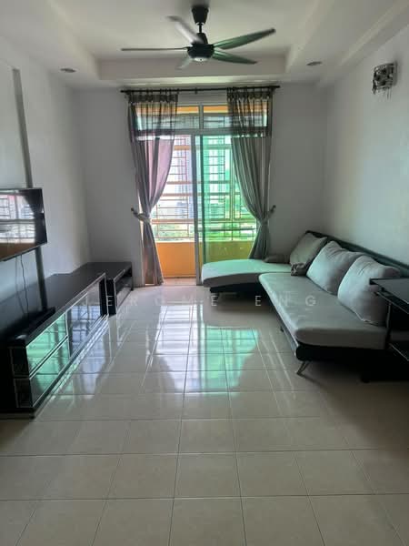 Pangsapuri untuk Dijual di Krystal Suria - Jerome Eng - Living Room - PropertyGuru.com.my