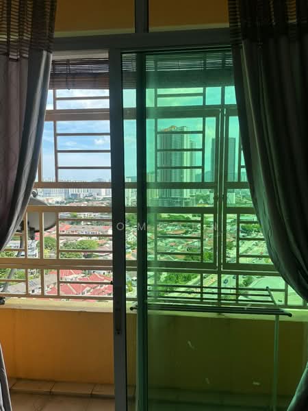 Pangsapuri untuk Dijual di Krystal Suria - Jerome Eng - Balcony - PropertyGuru.com.my