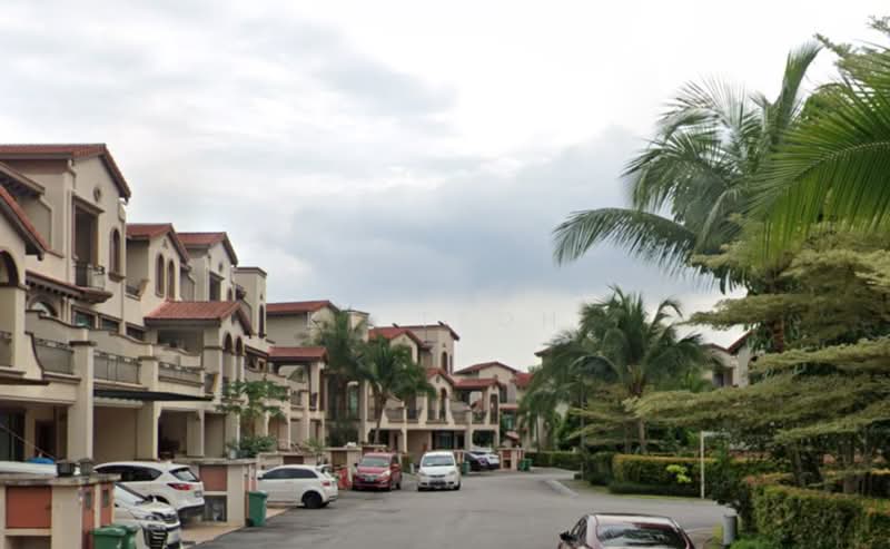 3-storey Terraced House for Sale in Semenyih (Selangor) - KT Teoh - Exterior - PropertyGuru.com.my