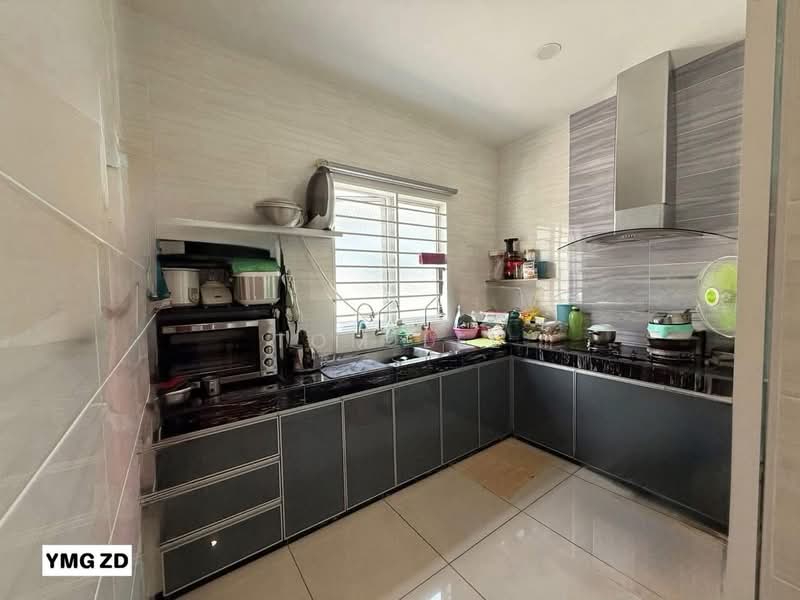 2-storey Terraced House for Sale in Taman Perindustrian Pandamaran (Pelabuhan Klang) - Tom Lee - PropertyGuru.com.my