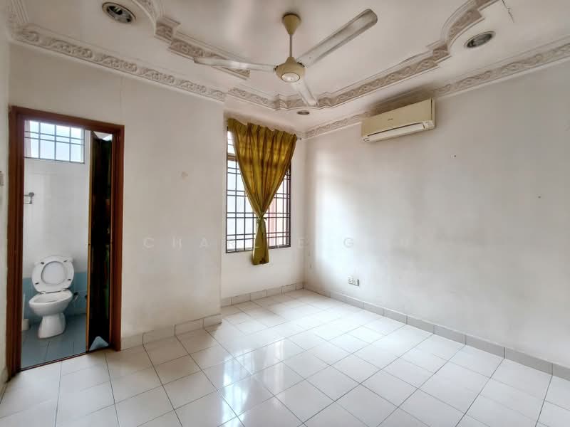 Rumah Teres 2-Tingkat untuk Dijual di Bandar Botanic (Klang) - Charlie Gan - PropertyGuru.com.my