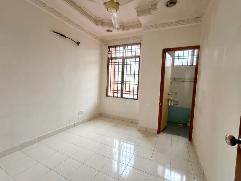 Rumah Teres 2-Tingkat untuk Dijual di Bandar Botanic (Klang) - Charlie Gan - PropertyGuru.com.my