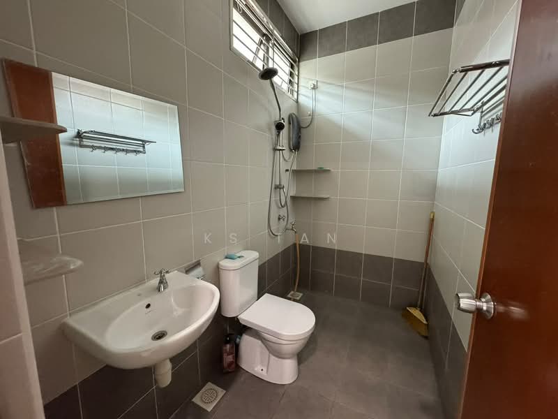 Cluster House for Sale in Taman Sutera Utama (Skudai) - KS Tan - PropertyGuru.com.my
