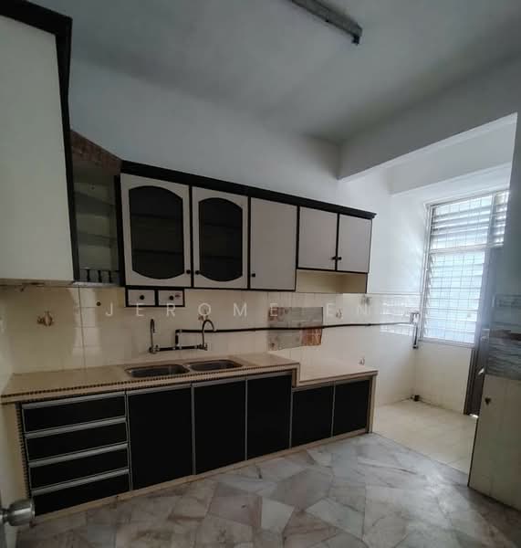 2-storey Terraced House for Sale in Taman Sri Nibong (Bayan Lepas) - Jerome Eng - Kitchen - PropertyGuru.com.my