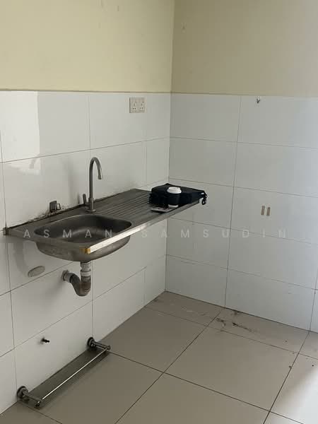 Service Residence for Rent at Suria Jelutong - Asman Samsudin - Kitchen - PropertyGuru.com.my