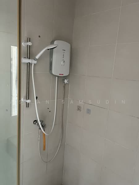Service Residence for Rent at Suria Jelutong - Asman Samsudin - Bathroom - PropertyGuru.com.my
