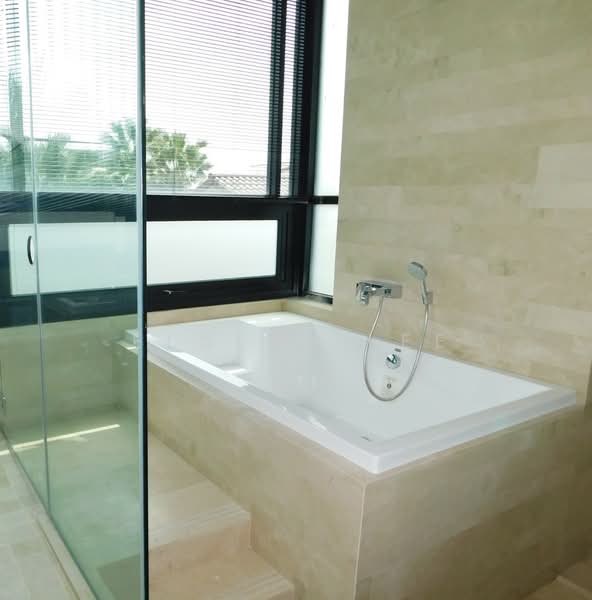 Bungalow for Rent in Ampang Hilir (Ampang) - Elaine Lee - Bathroom - PropertyGuru.com.my