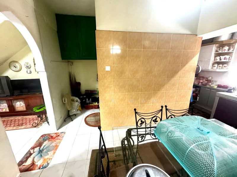 2-storey Terraced House for Sale in Kepong (Kuala Lumpur) - Luqman Ramli - Kitchen - PropertyGuru.com.my