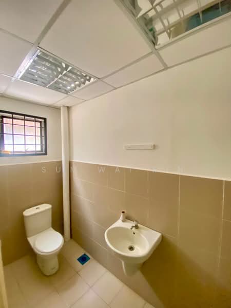 Kedai / Pejabat untuk Disewa di Ipoh (Perak) - Sum Wai Kin - Bathroom - PropertyGuru.com.my