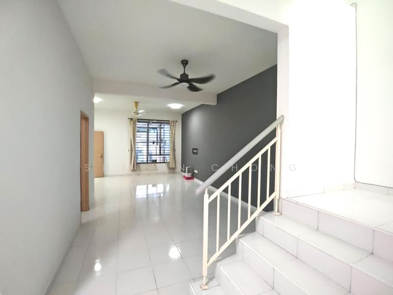 Rumah Teres 2 Tingkat untuk Dijual di Setia Tropika (Johor Bahru) - Sharon Chong - Living Room - PropertyGuru.com.my
