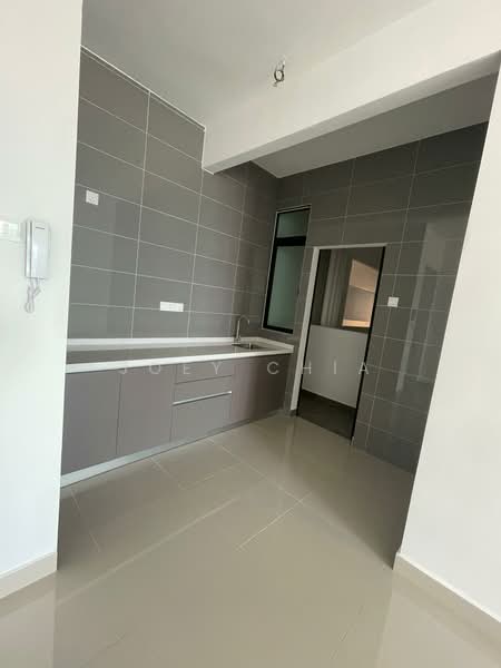 Kondominium untuk Dijual di 99 Residence - Joey Chia - Kitchen - PropertyGuru.com.my