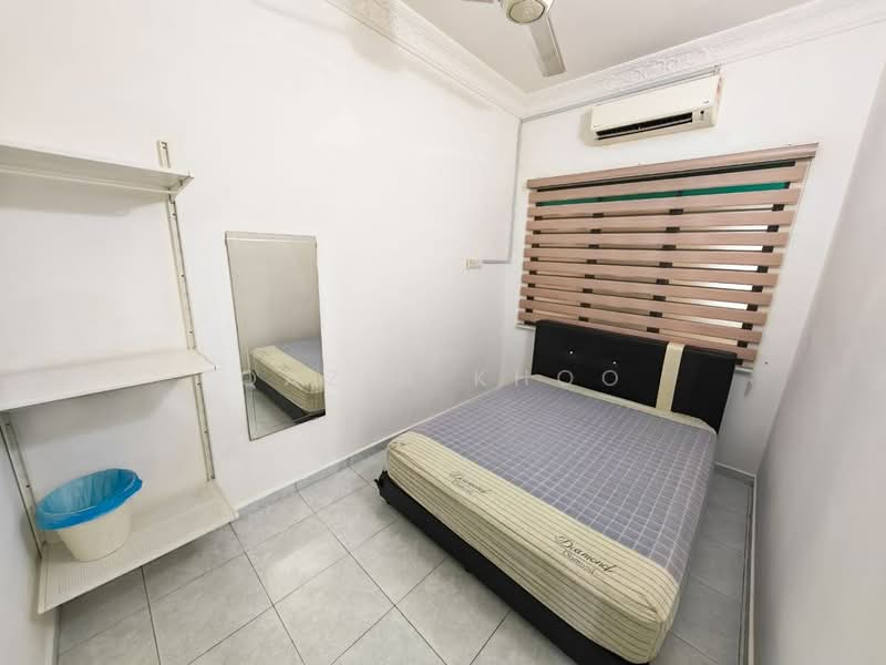2.5-storey Terraced House for Sale in Pengkalan Pegoh (Ipoh) - Qazin Khoo - Bedroom - PropertyGuru.com.my