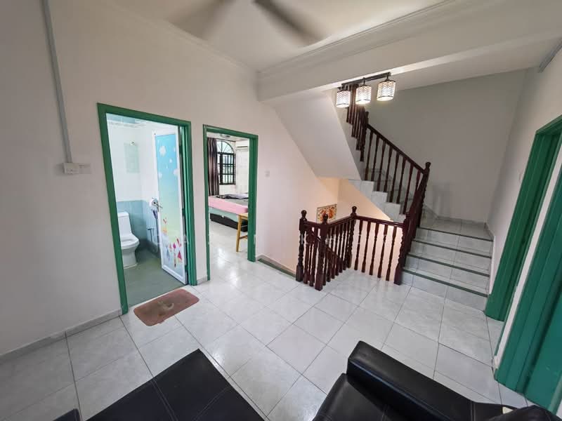 2.5-storey Terraced House for Sale in Pengkalan Pegoh (Ipoh) - Qazin Khoo - Bathroom - PropertyGuru.com.my