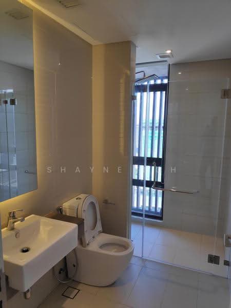 Service Residence for Sale at Anggun Residences - Shayne Toh - Bathroom - PropertyGuru.com.my