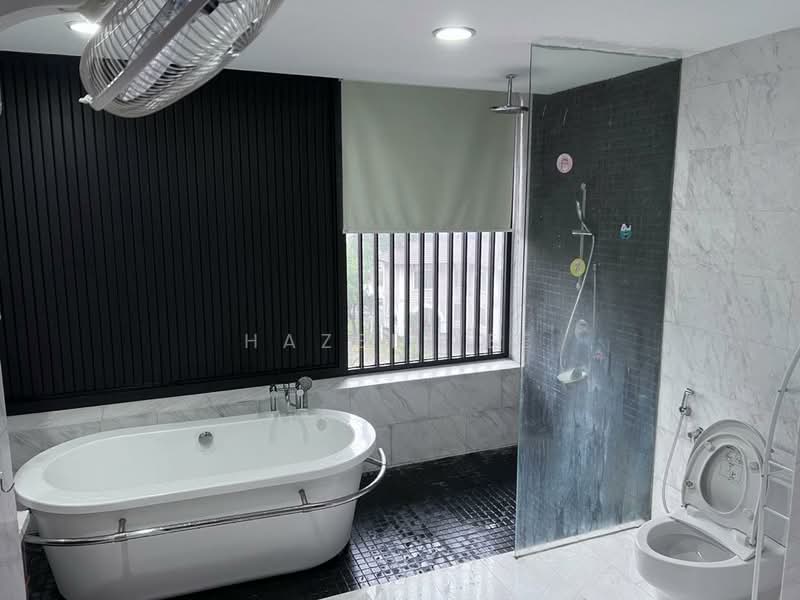 Condominium for Rent at Dedaun Condominium - Hazel Lee - Bathroom - PropertyGuru.com.my