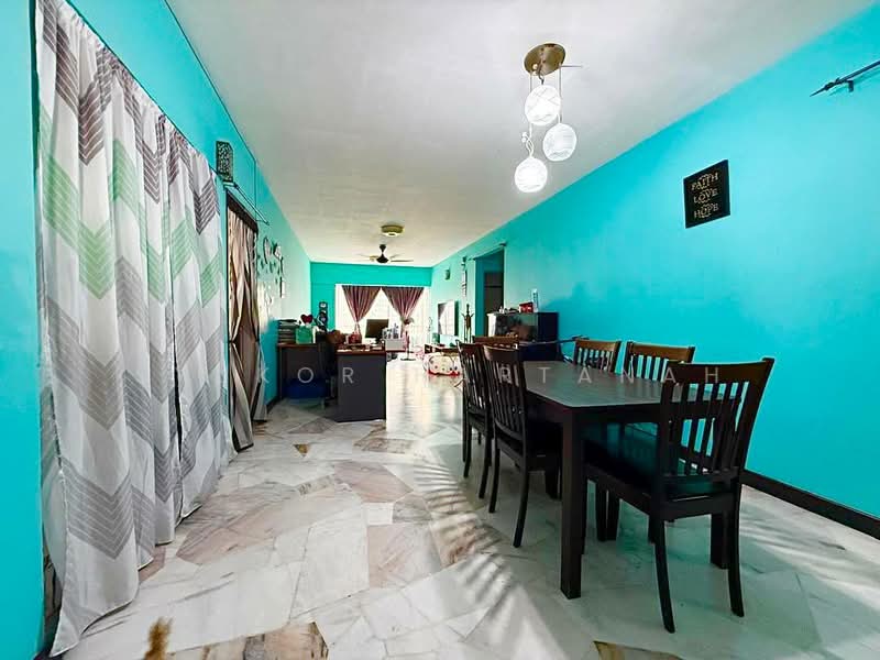 Condominium for Sale at Sri Intan 2 - Syukor Hartanah - Living Room - PropertyGuru.com.my