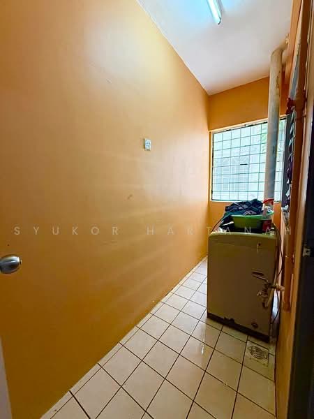 Condominium for Sale at Sri Intan 2 - Syukor Hartanah - Interior - PropertyGuru.com.my
