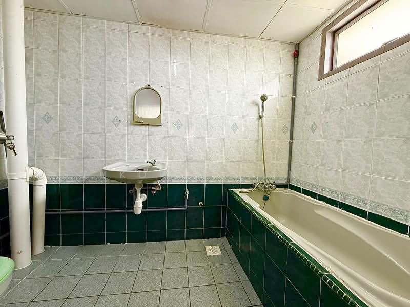 Condominium for Sale at Sri Intan 2 - Syukor Hartanah - Bathroom - PropertyGuru.com.my
