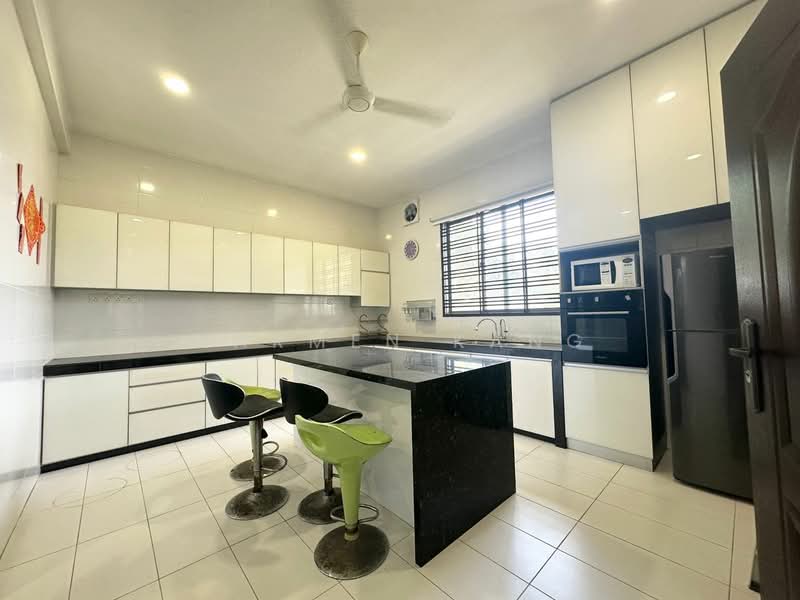 Semi-Detached House for Sale in Taman Impian Emas (Skudai) - Carmen Kang - Kitchen - PropertyGuru.com.my
