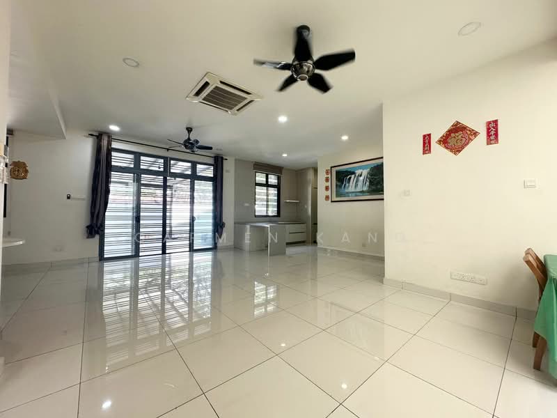 Semi-Detached House for Sale in Taman Impian Emas (Skudai) - Carmen Kang - Living Room - PropertyGuru.com.my