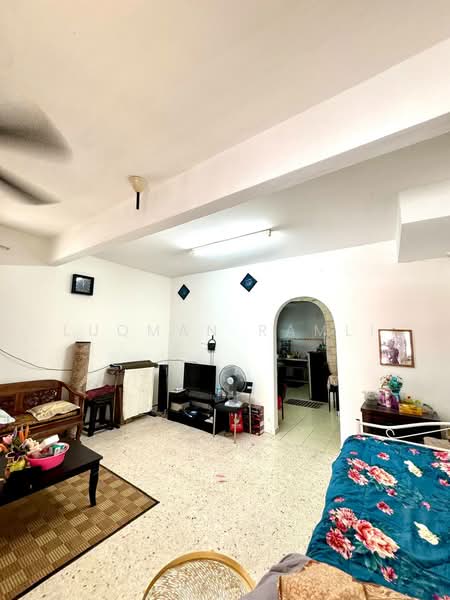 Rumah Teres 2 Tingkat untuk Dijual di Taman Putra Perdana (Puchong) - Luqman Ramli - Living Room - PropertyGuru.com.my
