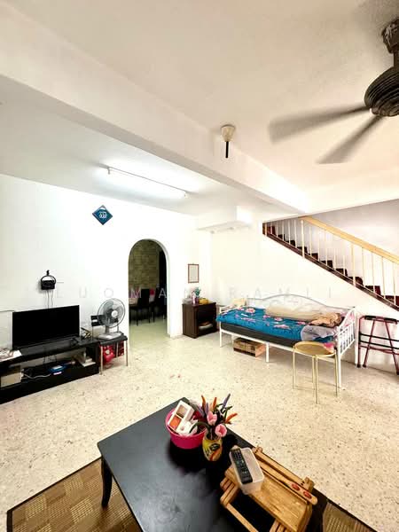 Rumah Teres 2 Tingkat untuk Dijual di Taman Putra Perdana (Puchong) - Luqman Ramli - Living Room - PropertyGuru.com.my