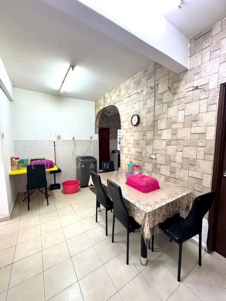 Rumah Teres 2 Tingkat untuk Dijual di Taman Putra Perdana (Puchong) - Luqman Ramli - Dining Room - PropertyGuru.com.my