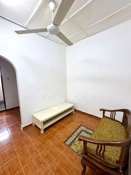 Rumah Teres 2 Tingkat untuk Dijual di Taman Putra Perdana (Puchong) - Luqman Ramli - Living Room - PropertyGuru.com.my