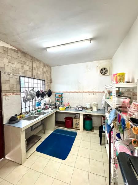 Rumah Teres 2 Tingkat untuk Dijual di Taman Putra Perdana (Puchong) - Luqman Ramli - Kitchen - PropertyGuru.com.my