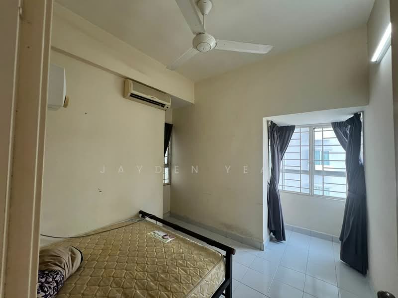 Pangsapuri untuk Disewa di University Place (Plaza Ivory) - Jayden Yeap - PropertyGuru.com.my
