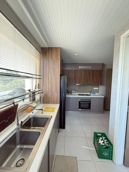 Condominium for Rent at Residensi R8 - Hazel Lee - Kitchen - PropertyGuru.com.my