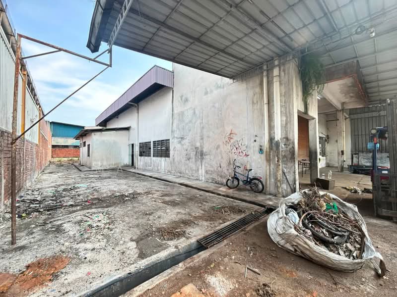 Kilang untuk Disewa di Falim (Menglembu) - Mandy Phang - Exterior - PropertyGuru.com.my