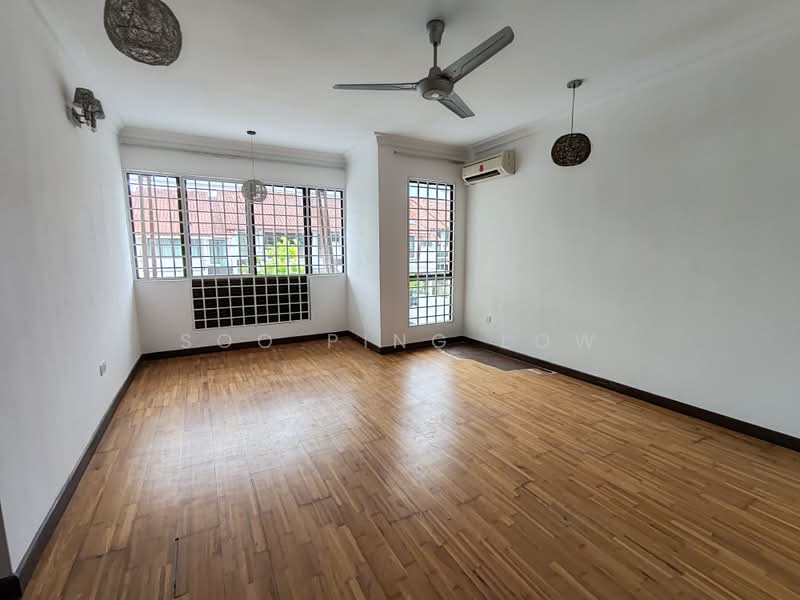 Rumah Teres 2 Tingkat untuk Dijual di Bandar Kinrara (Selangor) - Soo Ping Low - Living Room - PropertyGuru.com.my