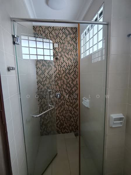 Rumah Teres 2 Tingkat untuk Dijual di Bandar Kinrara (Selangor) - Soo Ping Low - Bathroom - PropertyGuru.com.my