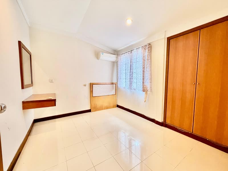 Rumah Teres 1 Tingkat untuk Dijual di Taman Tun Dr Ismail (Kuala Lumpur) - Yin Peng . - Bedroom - PropertyGuru.com.my