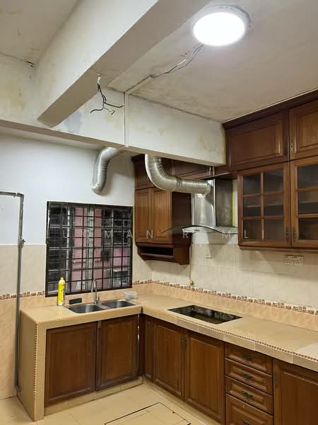 Rumah Teres 2 Tingkat untuk Dijual di Taman Samudra Teres (Batu Caves) - Luqman Ramli - Kitchen - PropertyGuru.com.my