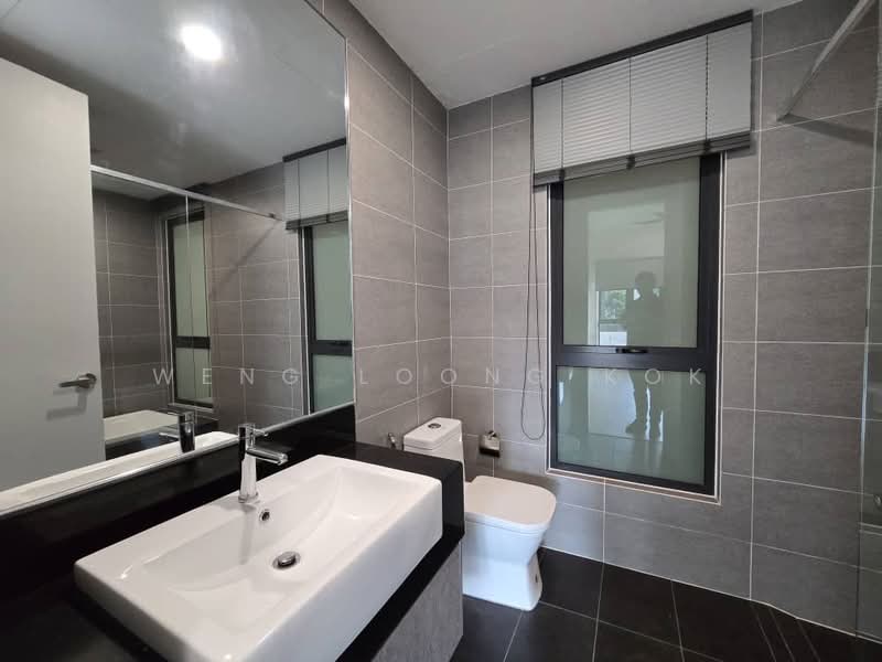 Kondominium untuk Dijual di Sunway Mont Residences - Weng Loong Kok - Bathroom - PropertyGuru.com.my