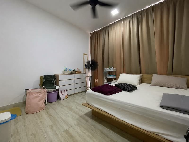 Kondominium untuk Dijual di Lakefront Homes - Ewat Khairul - Bedroom - PropertyGuru.com.my