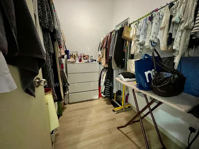 Kondominium untuk Dijual di Lakefront Homes - Ewat Khairul - Interior - PropertyGuru.com.my