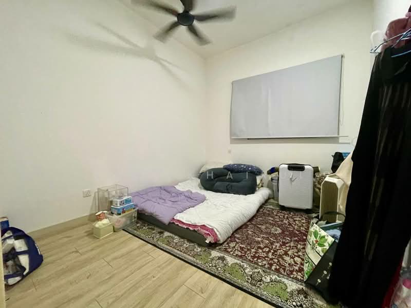 Kondominium untuk Dijual di Lakefront Homes - Ewat Khairul - Bedroom - PropertyGuru.com.my