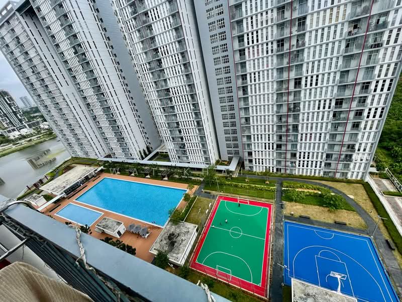 Kondominium untuk Dijual di Lakefront Homes - Ewat Khairul - Exterior - PropertyGuru.com.my