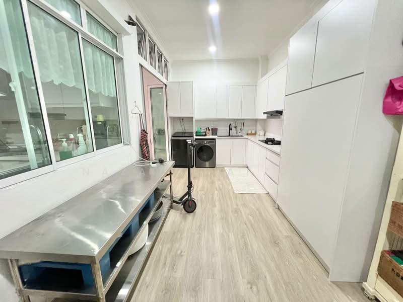 Bungalow for Sale in Bandar Putra Permai (Seri Kembangan) - Nazatul Afzan - PropertyGuru.com.my