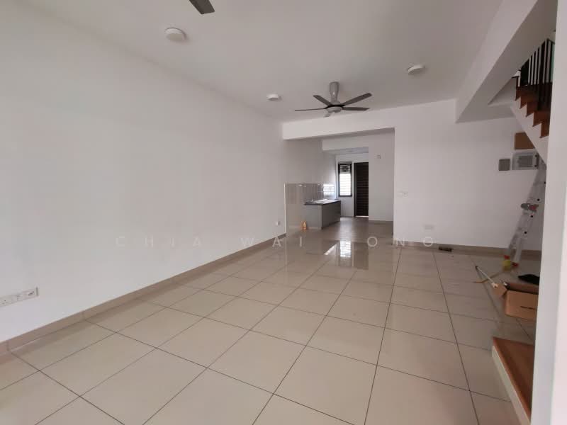 Rumah Teres 2 Tingkat untuk Disewa di Bandar Bukit Raja (Klang) - Chia Wai Yong - Living Room - PropertyGuru.com.my
