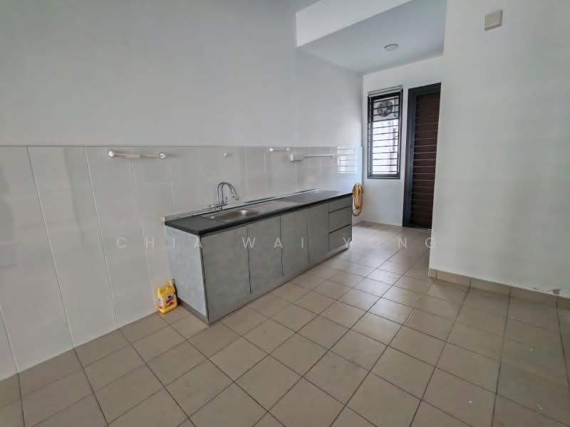 Rumah Teres 2 Tingkat untuk Disewa di Bandar Bukit Raja (Klang) - Chia Wai Yong - Kitchen - PropertyGuru.com.my