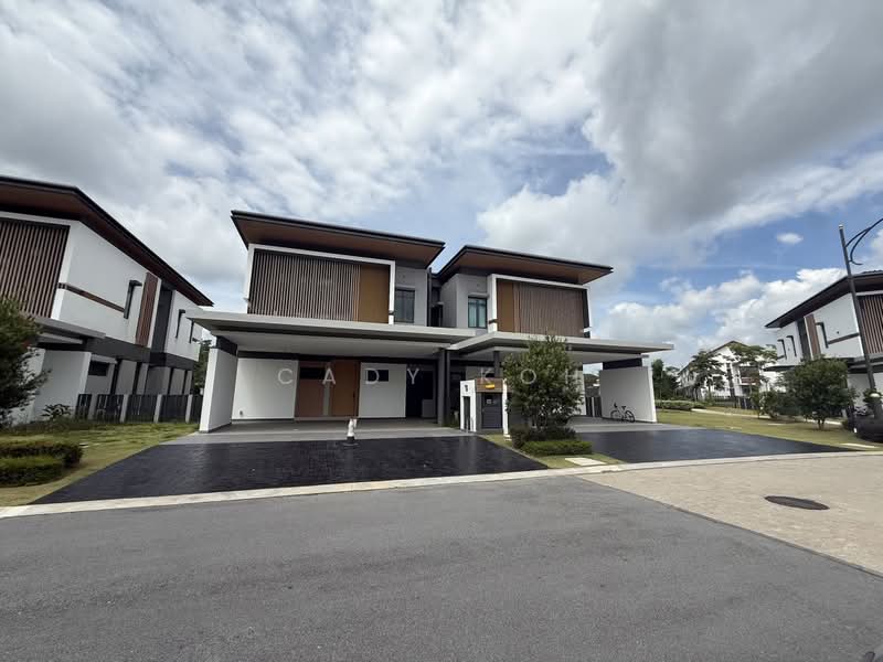 Semi-Detached House for Sale in Cyberjaya (Selangor) - Cady Koh - Exterior - PropertyGuru.com.my