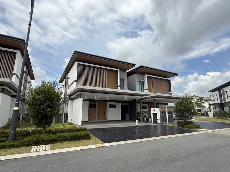 Semi-Detached House for Sale in Cyberjaya (Selangor) - Cady Koh - Exterior - PropertyGuru.com.my