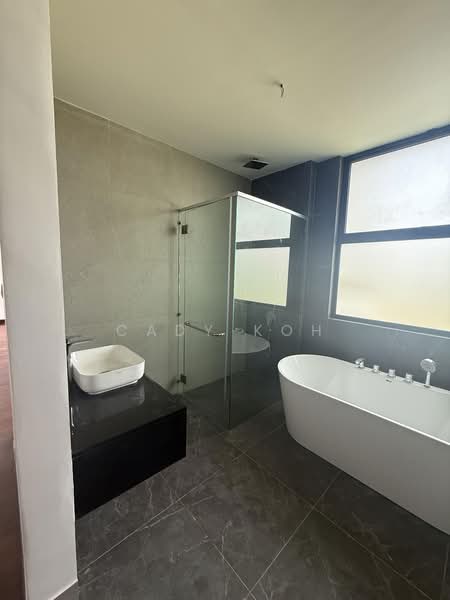 Semi-Detached House for Sale in Cyberjaya (Selangor) - Cady Koh - Bathroom - PropertyGuru.com.my