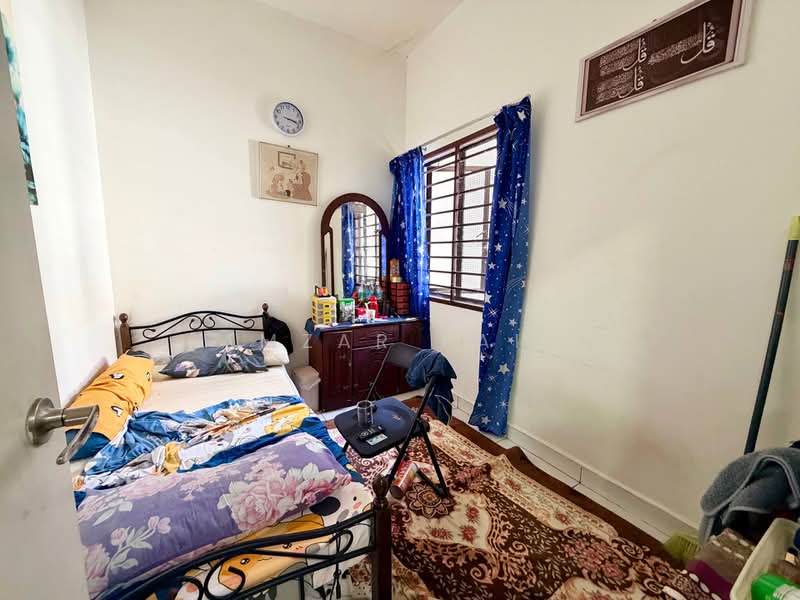 Rumah Teres 2 Tingkat untuk Dijual di Bandar Mahkota Banting (Tanjong Duabelas) - Amzar Faiz - PropertyGuru.com.my
